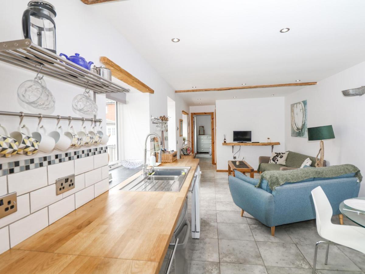 The Milk Shed Villa Plymtree Exterior photo